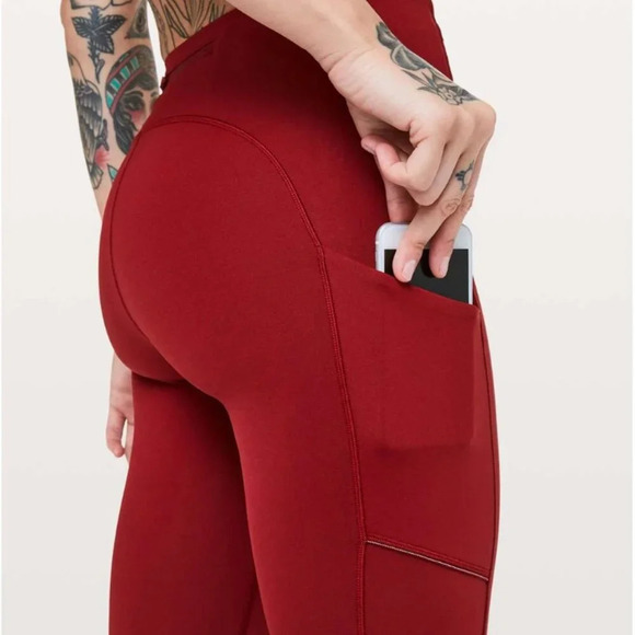 Lululemon Speed Up Tight 21" Crop Size 2 Sport Red zippered pockets reflective - Picture 8 of 9